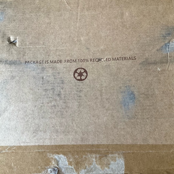 Amazon Essentials Black slouching boots. Metallic Accents - Picture 13 of 14